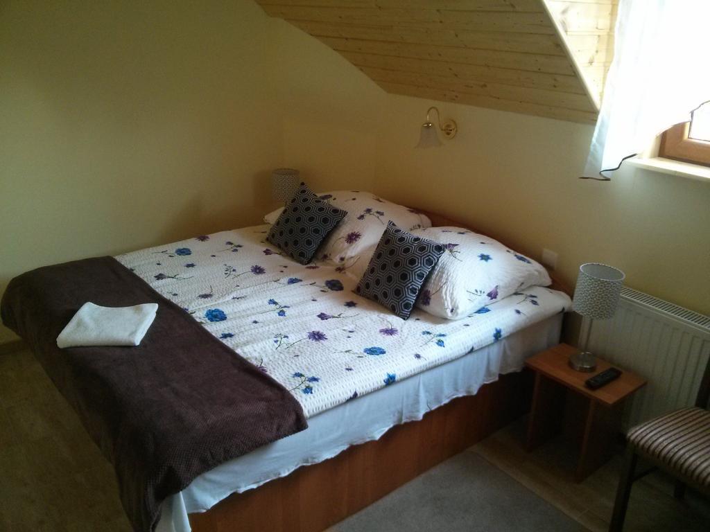 Bed and Breakfast Zbojna Debra Golejów Zimmer foto