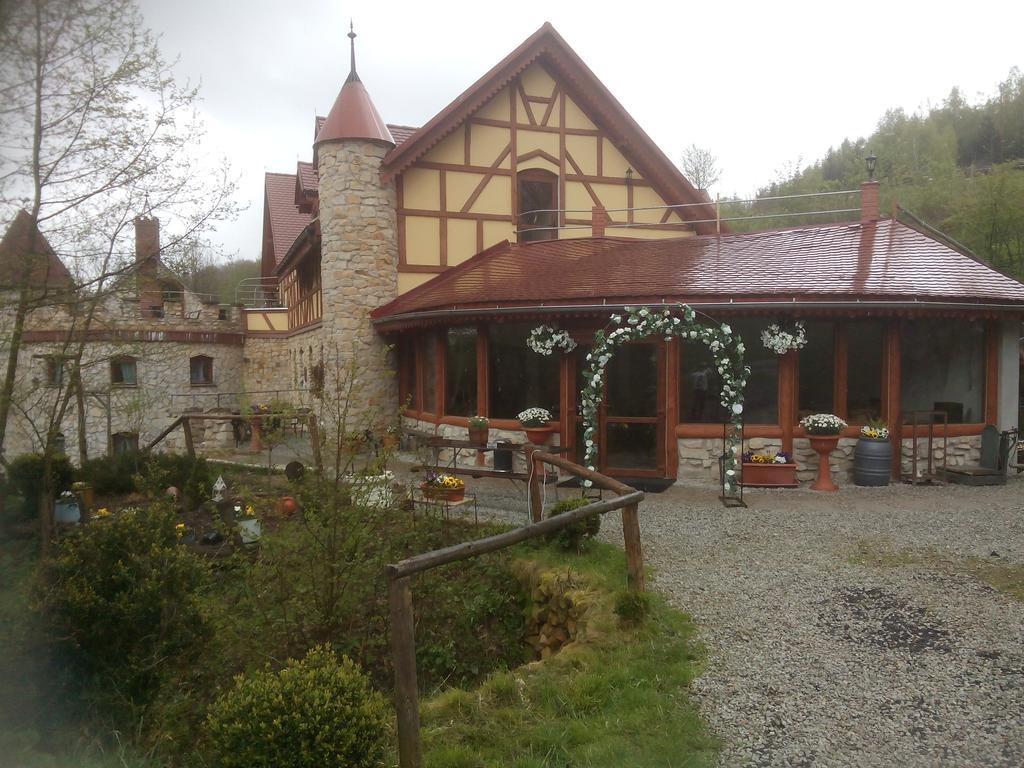 Bed and Breakfast Zbojna Debra Golejów Exterior foto